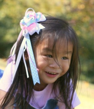 Large Bow with Streamers