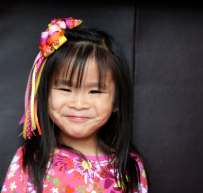 Stacked Bow with Streamers